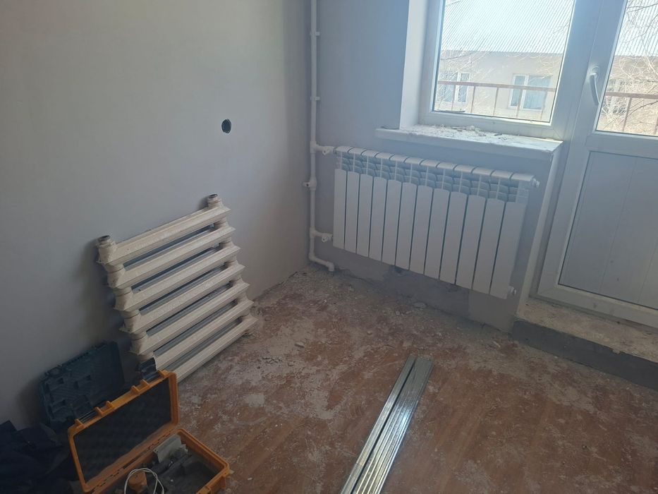 Продается чугунные  батареи