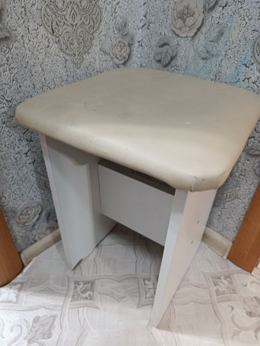 Продам стол для кухни