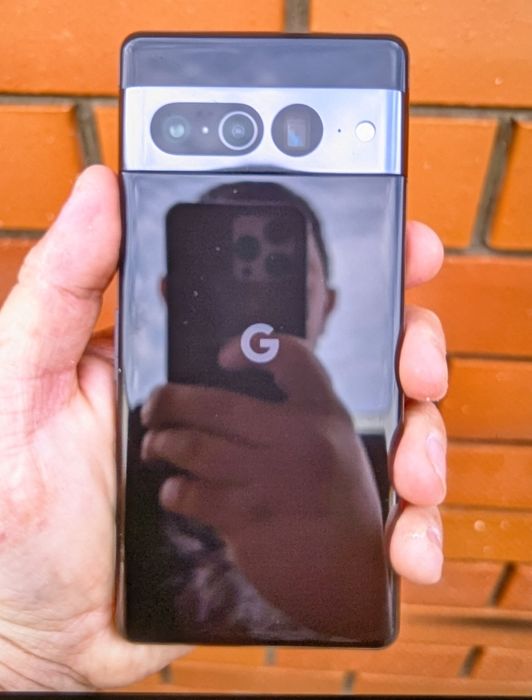 Продам Pixel 7 pro 512Gb на гарантии