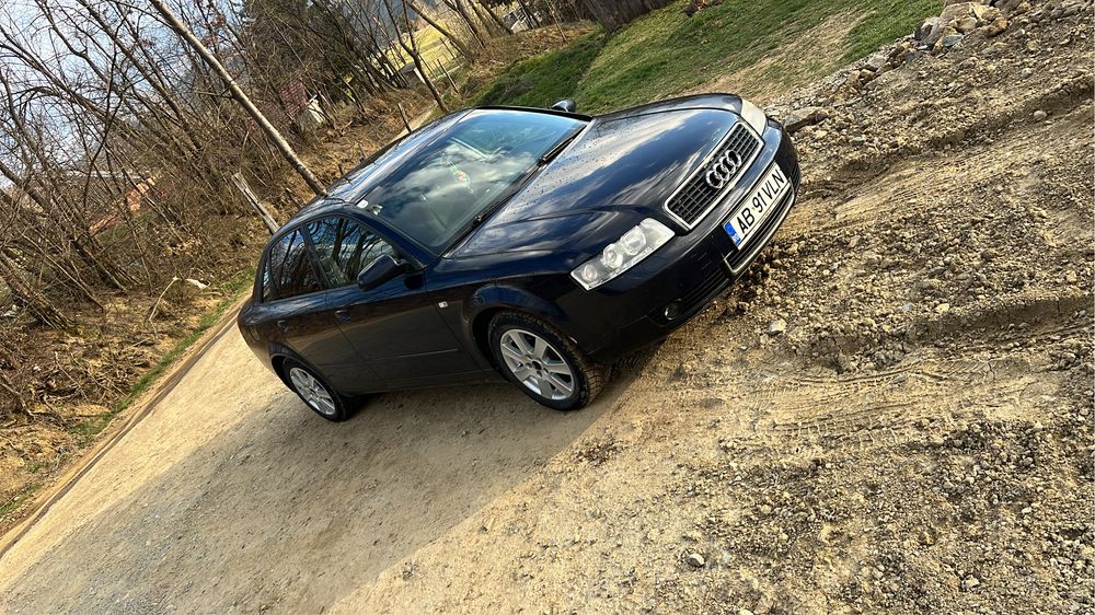 AUDI A4 0 — imagine 2
