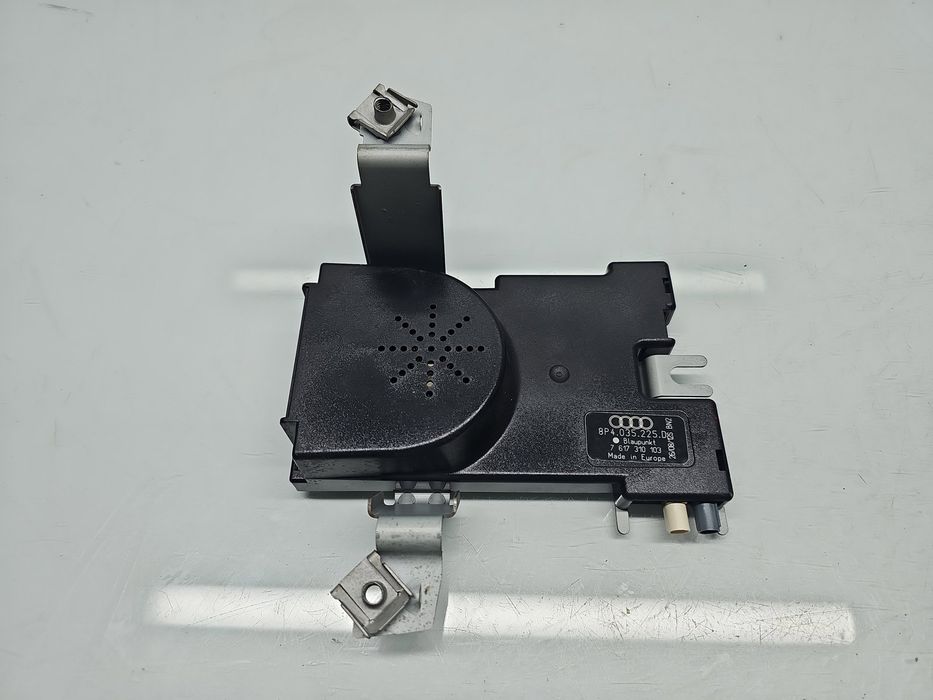 Amplificator antena AUDI A3 (8P1) [Fabr 2003-2012] 8P4035225D