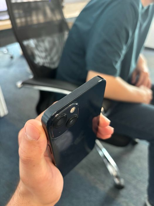 Прдам iphone 13 128 гб