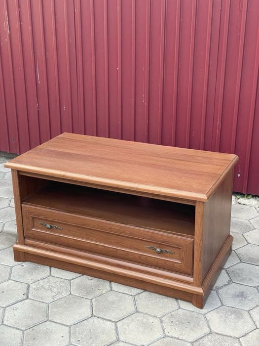 Тумба под телевизор