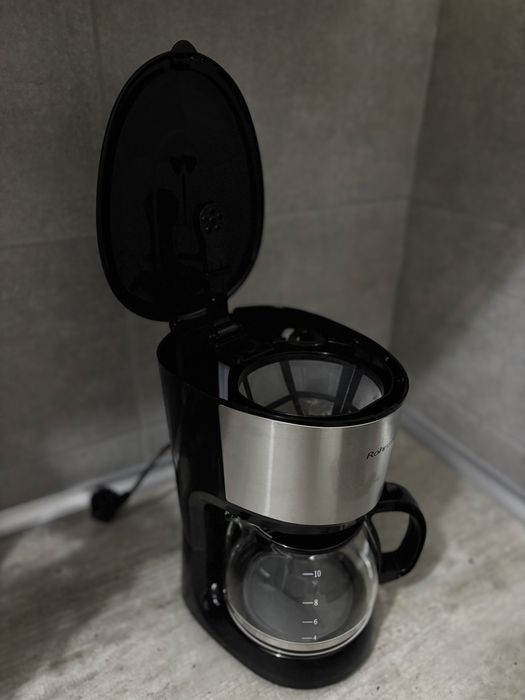 Шварц кафемашина Rohnson - R-991, сребриста