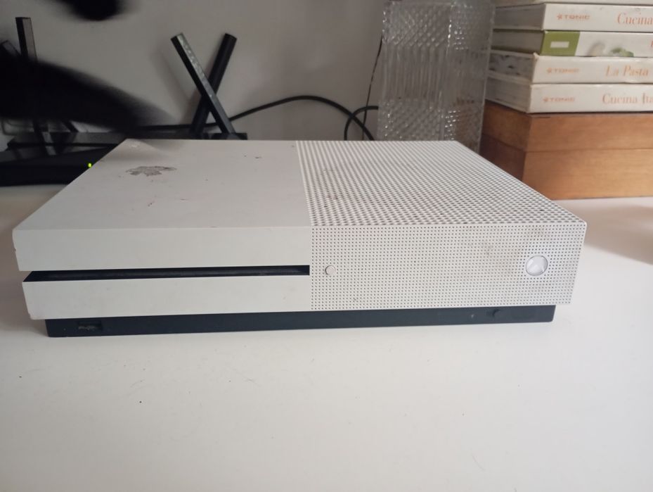 Xbox one s 1tb (fara controler)