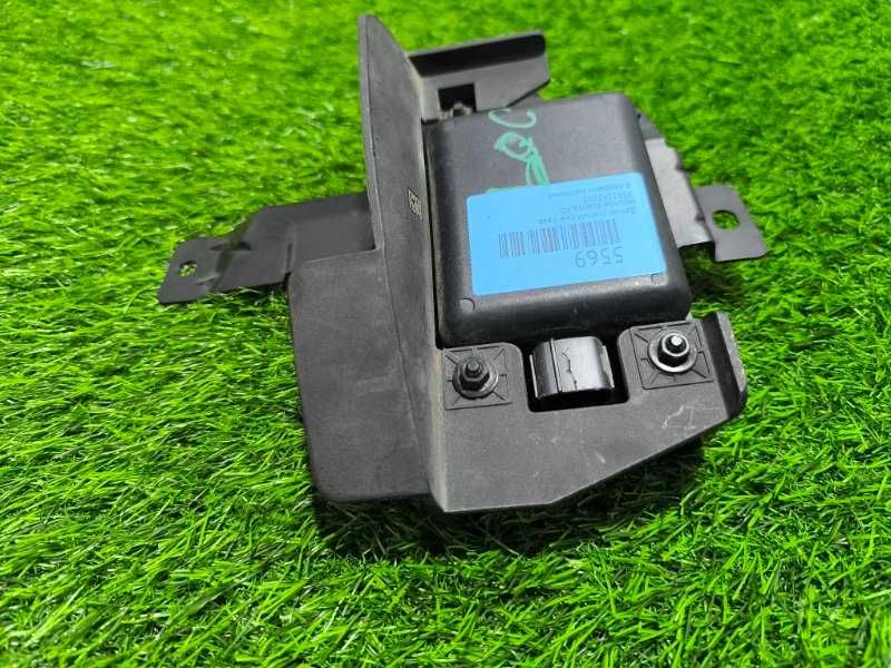 Датчик слепых зон Hyundai Elantra AD прав. (б/у)