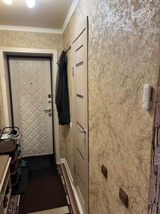 Продам квартиру двух комнатная