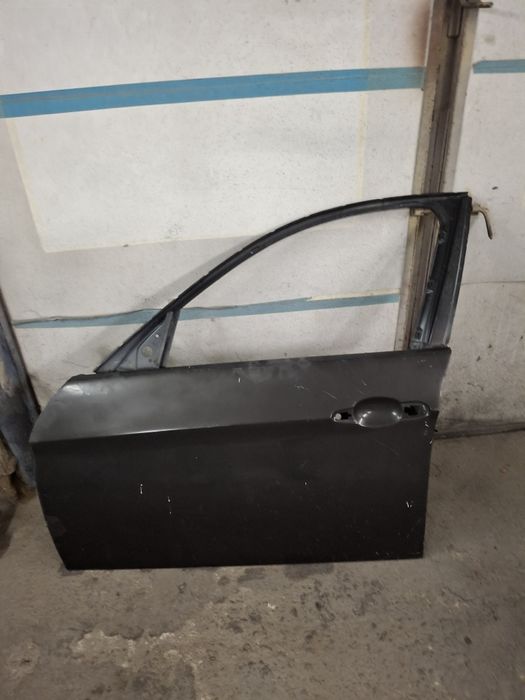Usa stanga fata BMW seria  3 E90