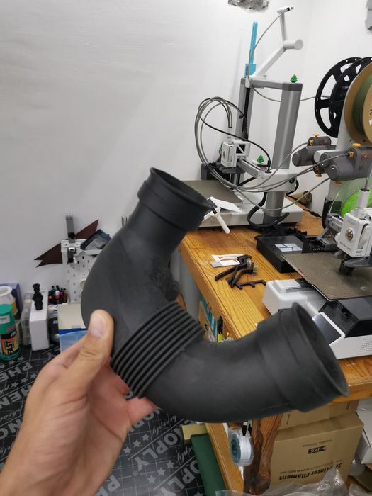 Маркуч за турбо МЛ w163 270