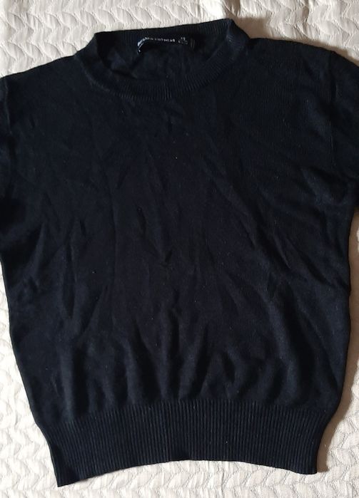 Bluza Zara ,marimea XS,cu  maneca lunga stare foarte buna