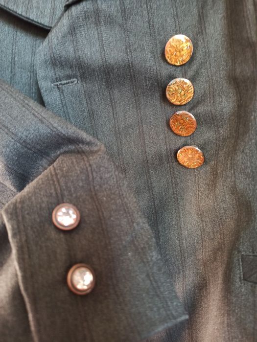 Дамски костюм с панталон