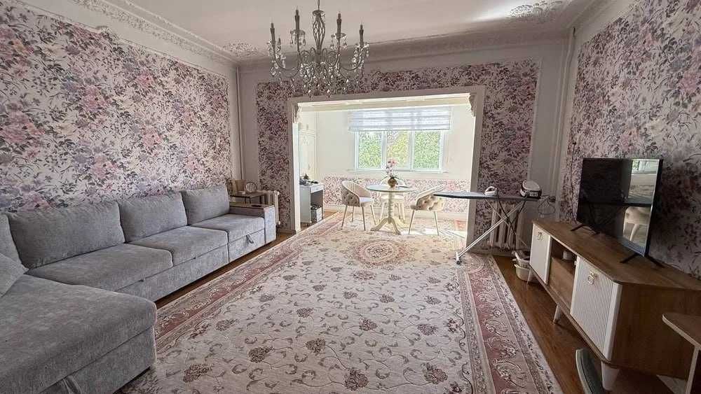 Продается 3\5\9 АЙБЕК ор-р УЛ Афрасиаб Ойбек метро 75м2