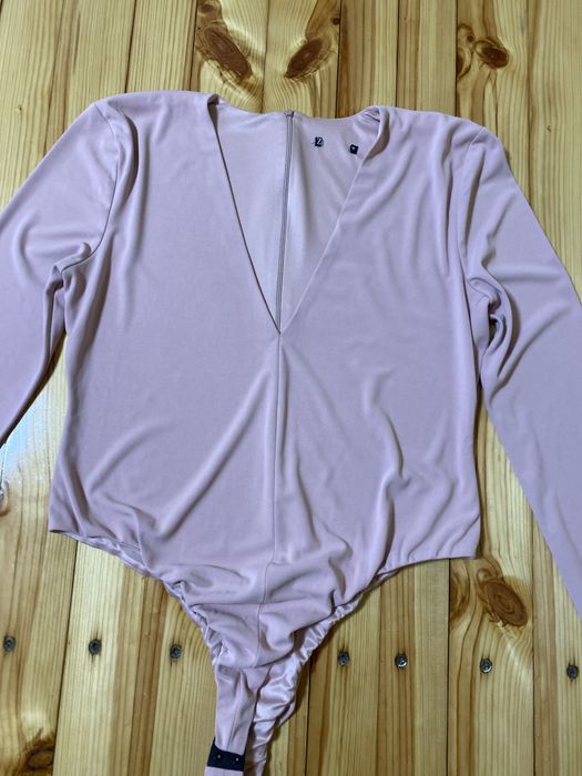 Блузи на Зара