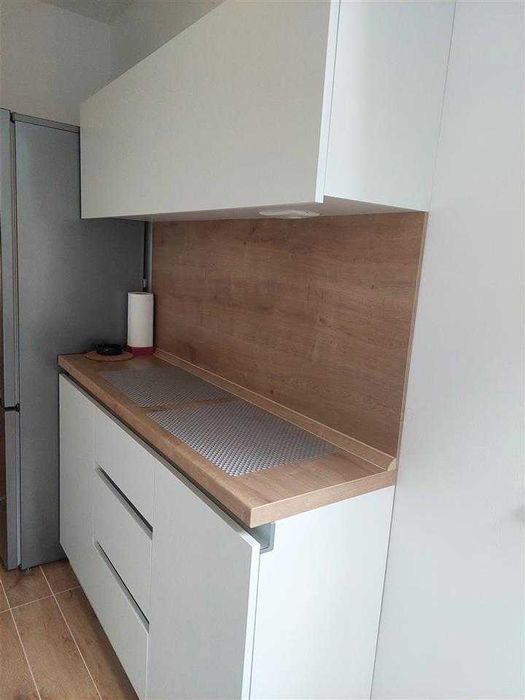 Дава се под наем Двустаен апартамент в Бургас, Славейков - 58 кв.м за 249.9 € - Снимка #3