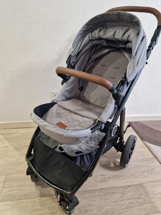 Продам коляску Томix 2 в 1