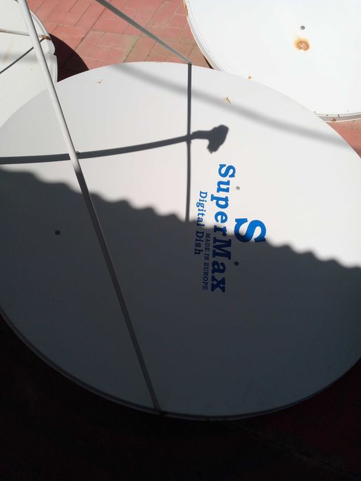 Спутниковый тюнер Openbox 730PVR(есть также параболическая антенна)