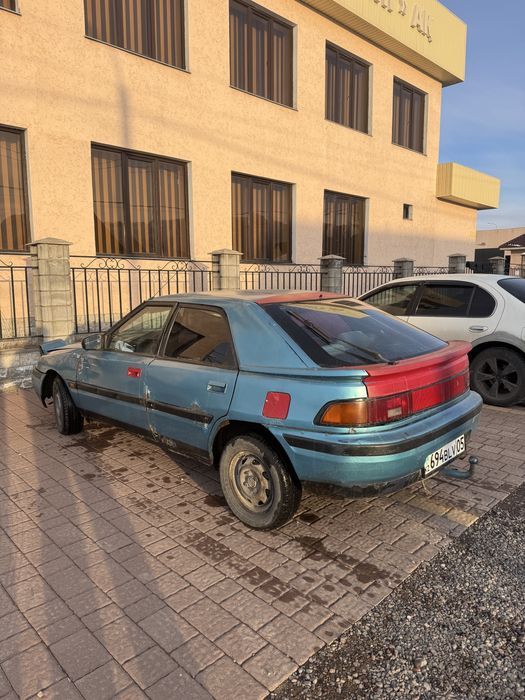 Мазда 323 хэтчбек на ходу