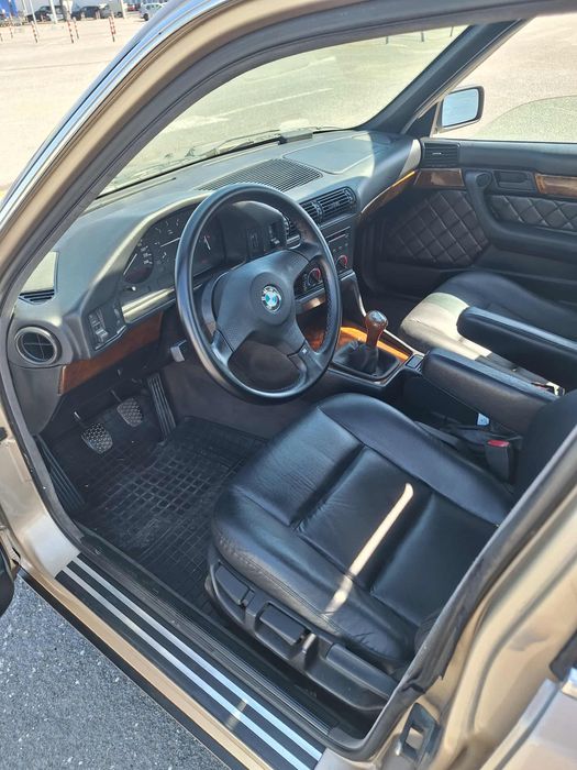 Inchiriez Masina BMW de Epoca / Clasica pentru Evenimente / Nunti