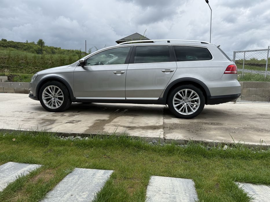 VOLKSWAGEN Passat Alltrack 2012 — imagine 3