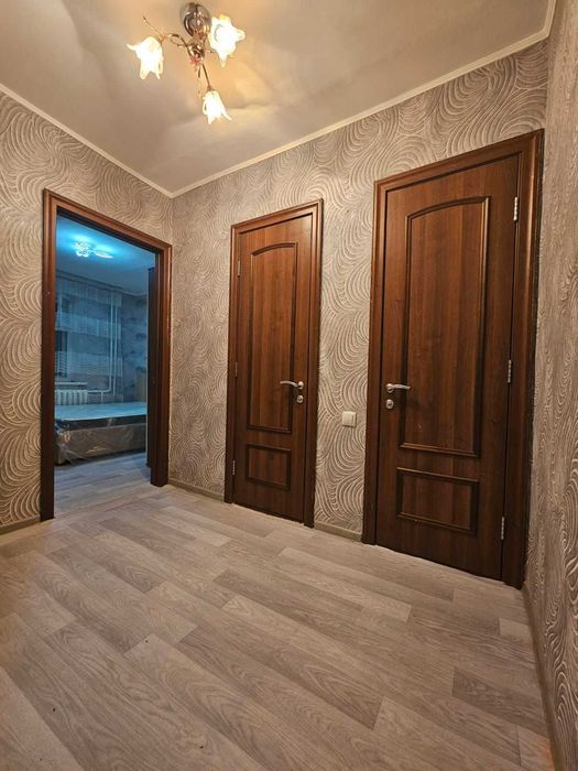 продам 2 ком Квартиру РН Азии