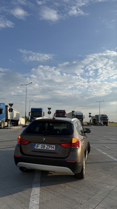 Vand sau schimb BMW x1 e 84