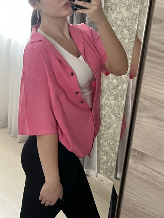 яркая летняя рубашка