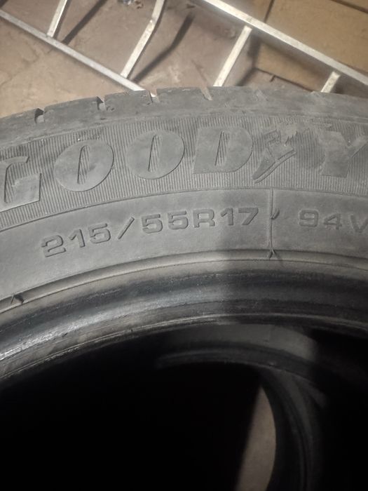 Летние шины 215/55/17