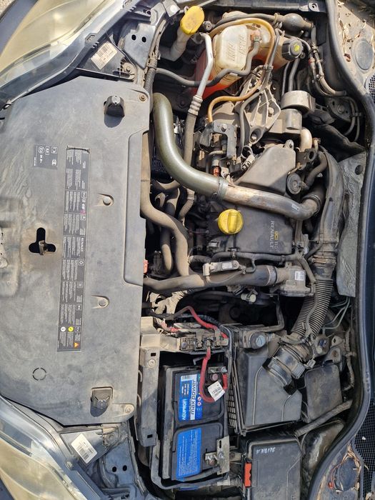 Vând Renault Laguna 3