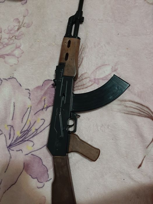 Vând ak47 cu capse