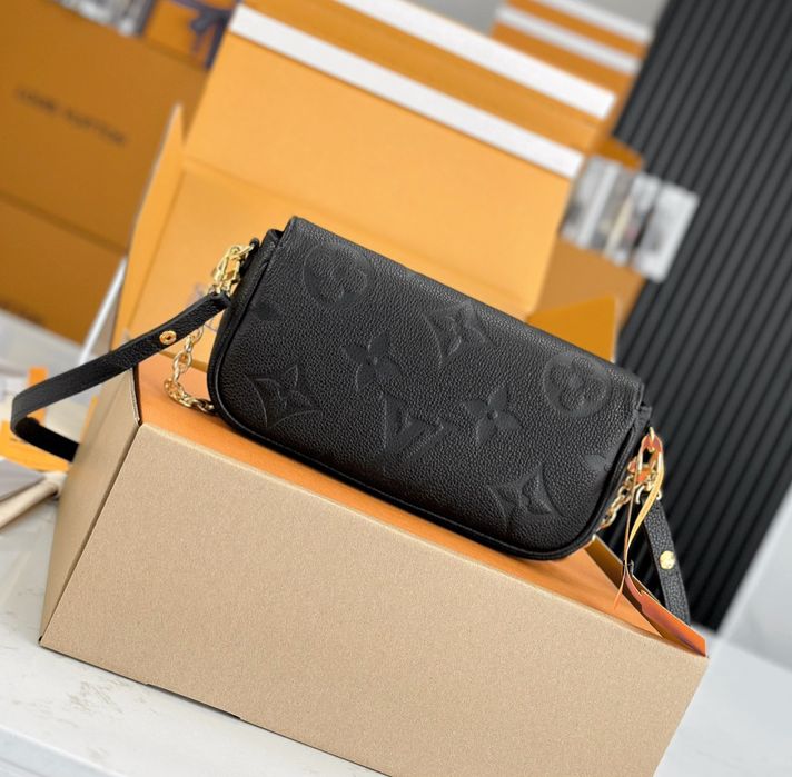 Geanta Louis Vuitton Ivy 24 cm negru, Premium