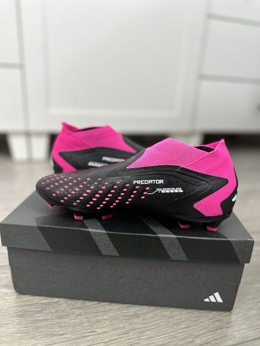 Adidas predator accuracy +