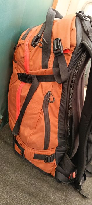 Лавинна Раница dakine.          .