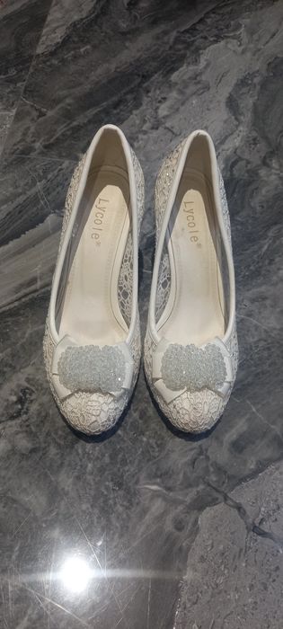 Туфли белые для свадьбы и повседневки, 38 размера БУ