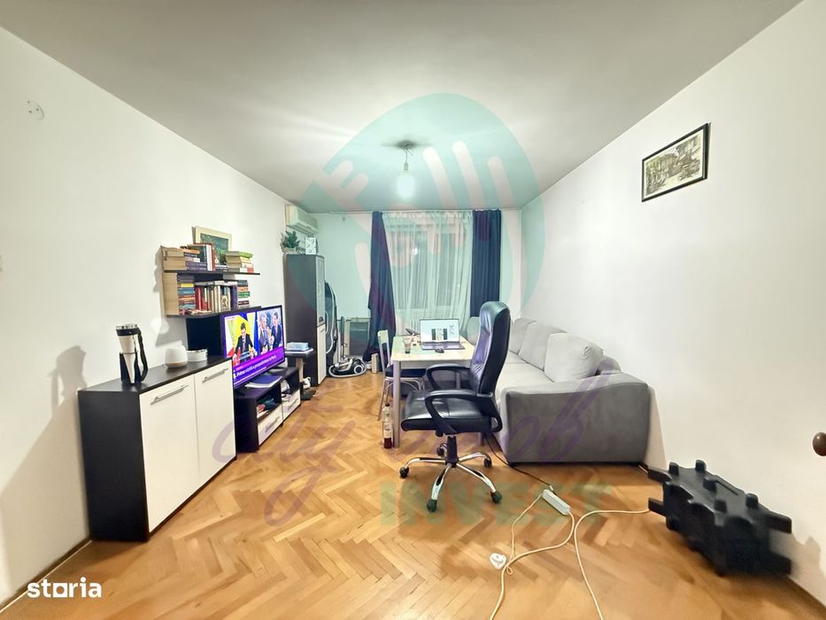 2 camere in BLOC RUSESC