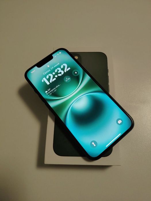 iPhone 13 128GB Green