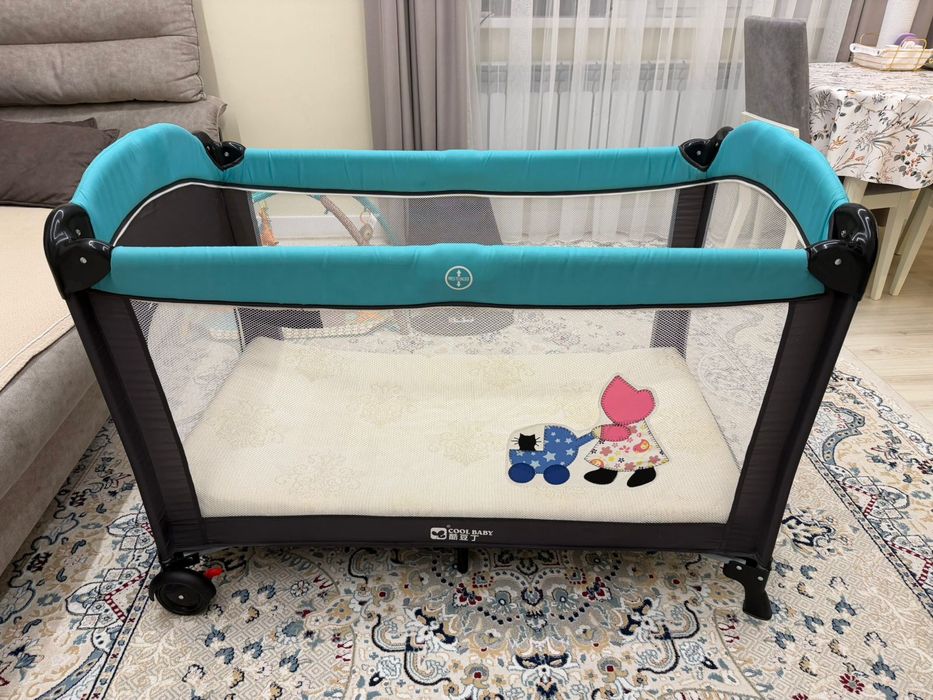 Продам детскую кроватку-манеж