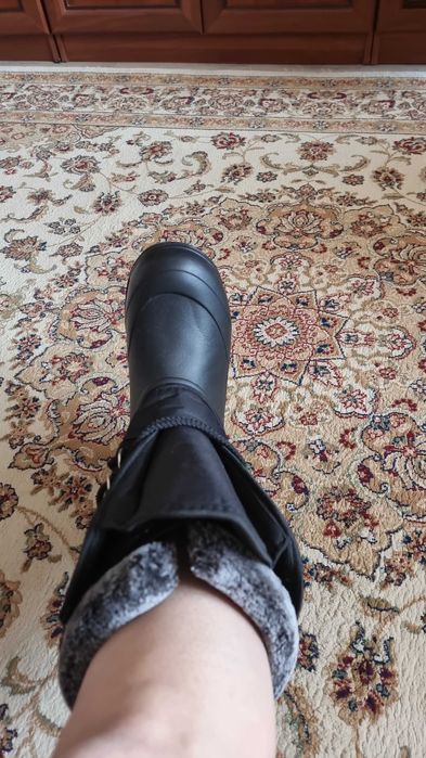 Резиновые мужские сапоги