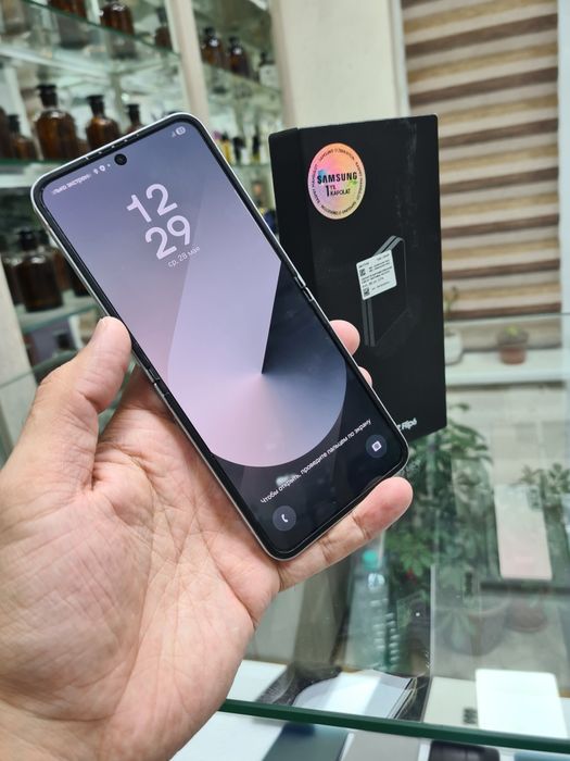 Samsung Z Flip 6 8/256GB