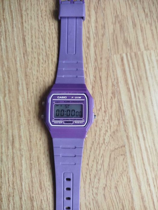 Casio ceas Casio F-91W digital cu alarmă, dată, lumină