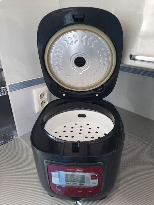 Мультиварка Vitek VT-4200