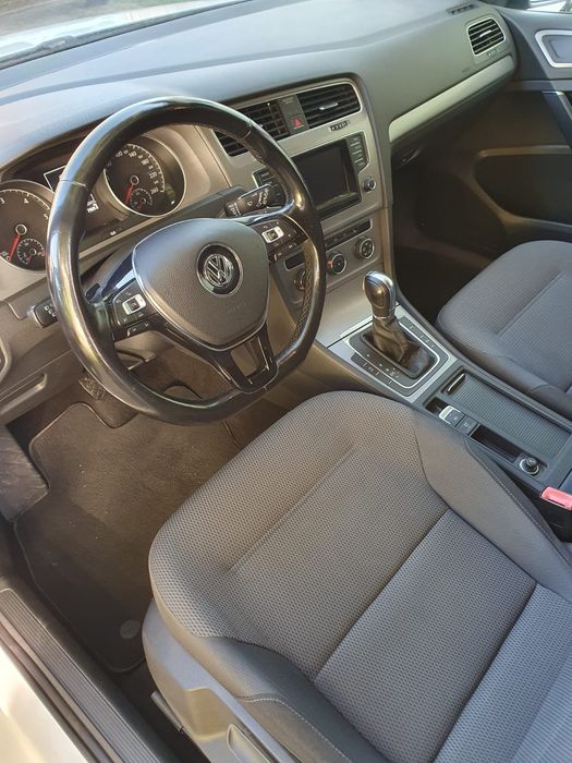 Vând Volkswagen golf 7