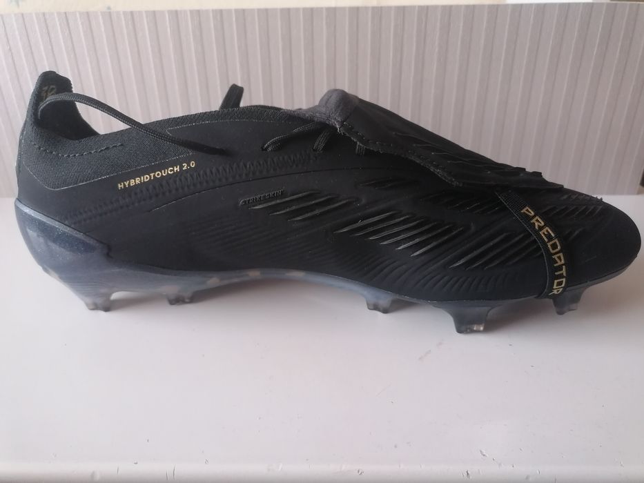 Футболни обувки Адидас предатор р