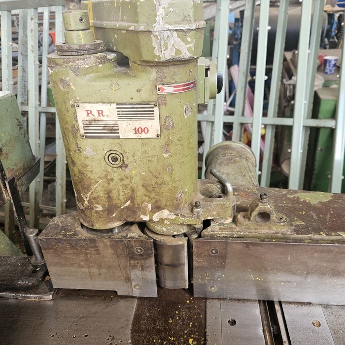 Четиристранка с 8 глави ширина 400мм.височина 150мм