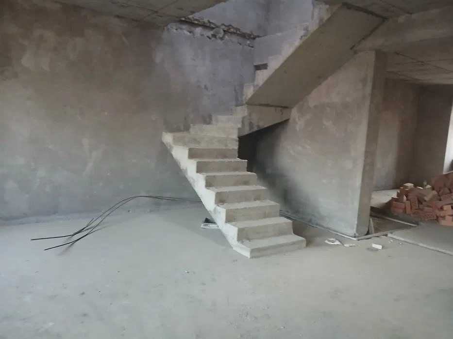 яккасарай орр Мукими мост до центра 5 мин Голден Хаус 244м2 4 ком;