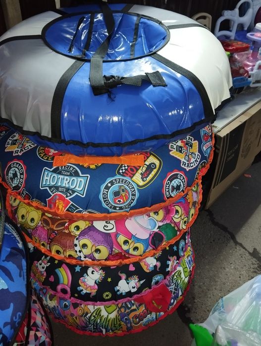 Баллоны . ватрушки.  Тюбинг для катания