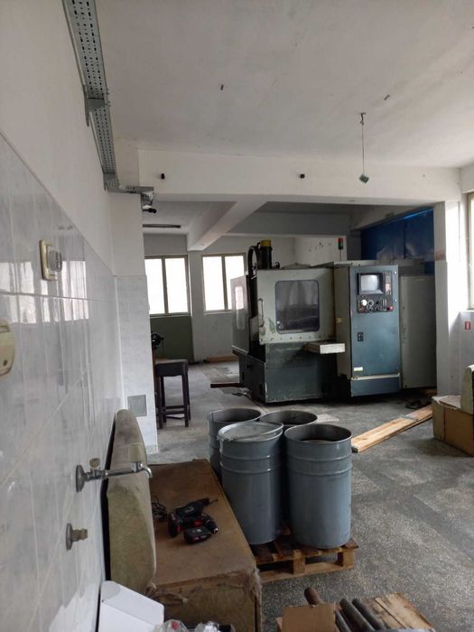 Производствена сграда с площ 120 кв.м