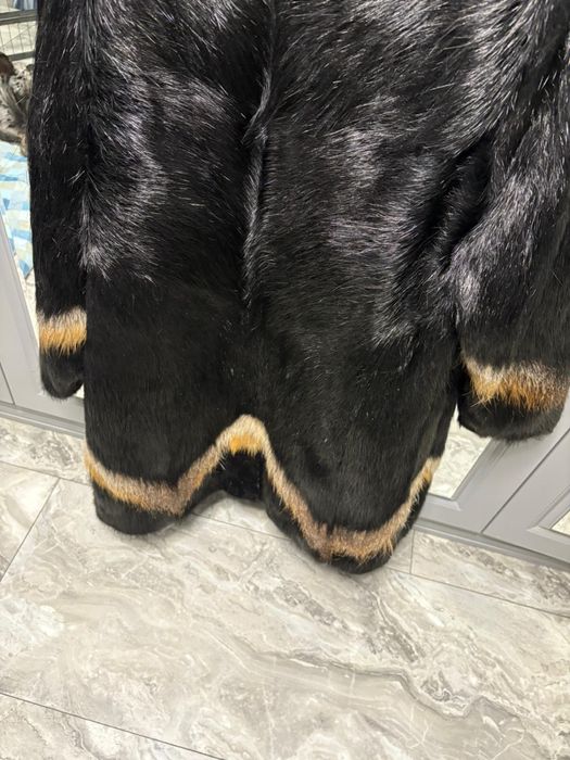 Haina de blana naturala  unica  oferta iasi palton stare foarte buna