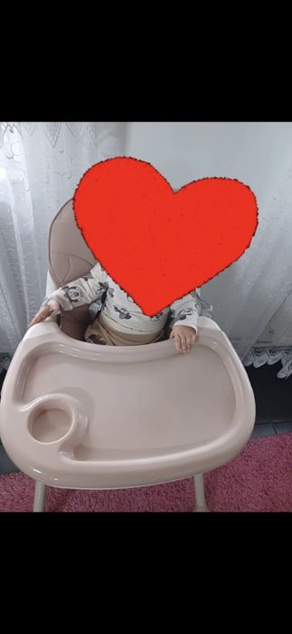 Vând scaun de masă bebelusi