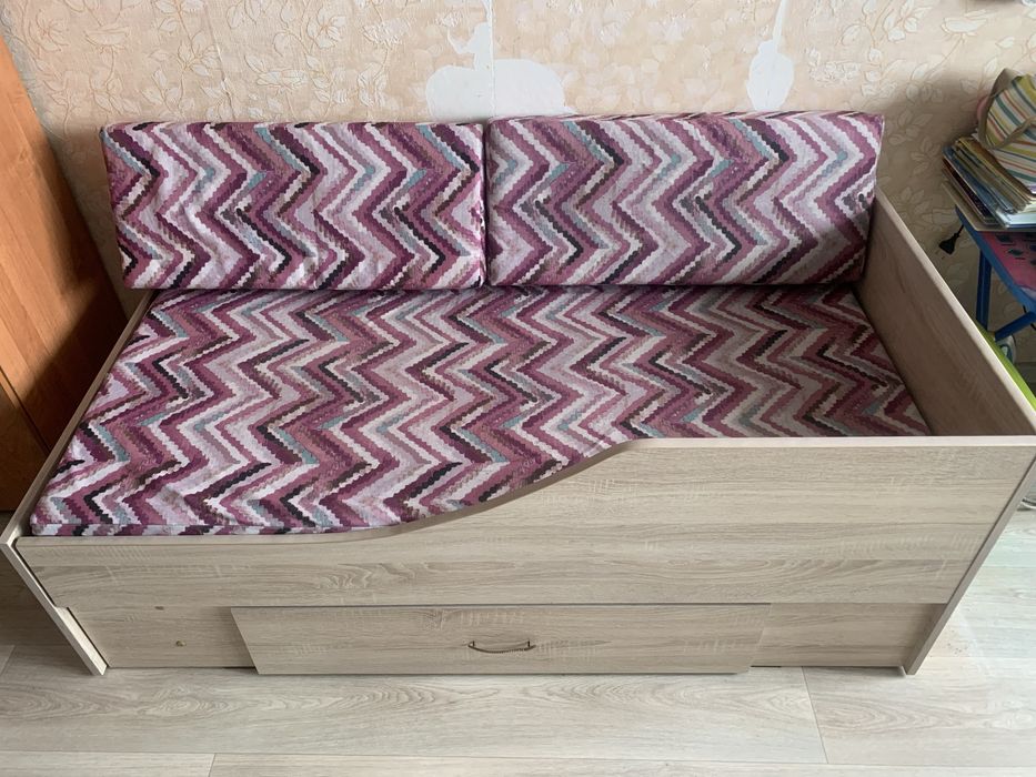 Кровать детская раздвижная