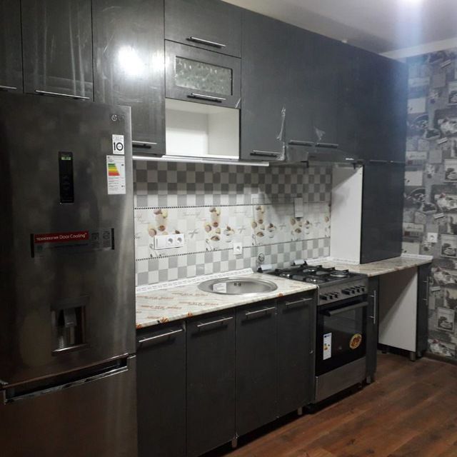 Буюртма асосида ошхона мебелдан. Размер олиш, олиб бориб урнатиш текин